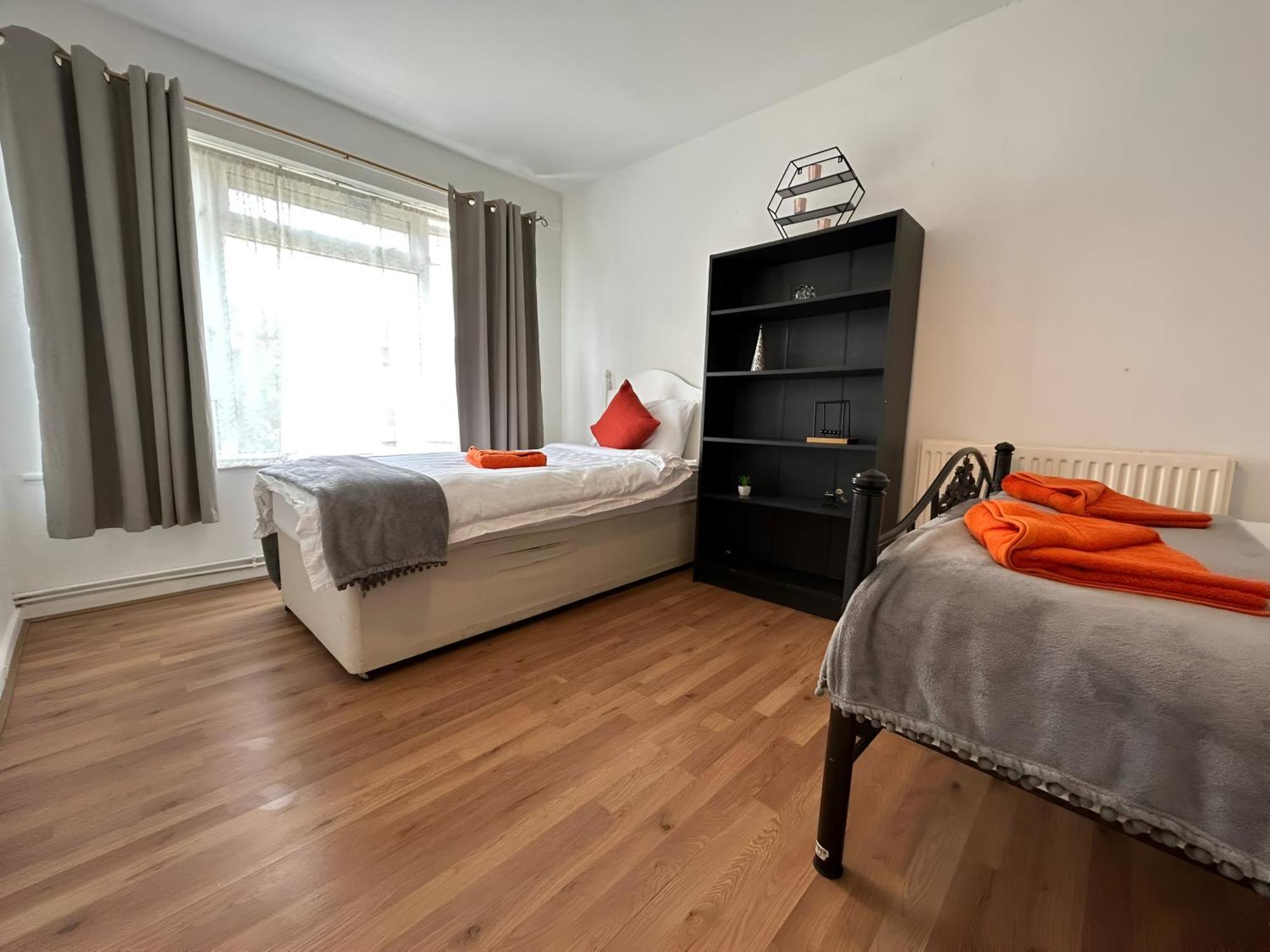 3 Bedroom House By M40 J4 هاي ويكومبْ المظهر الخارجي الصورة